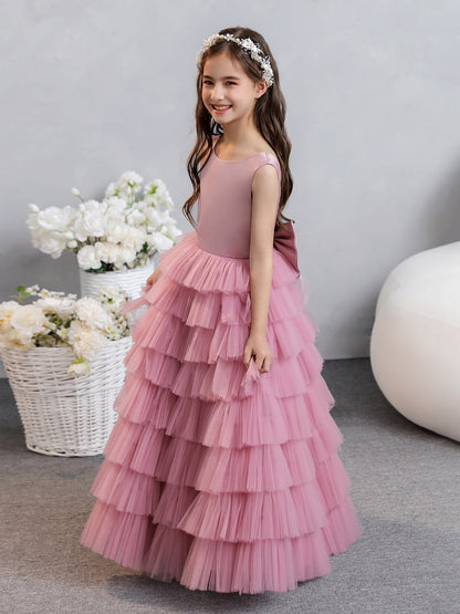 Robes de fille de fleur en satin et tulle à col rond avec plis à plusieurs niveaux et nœud papillon