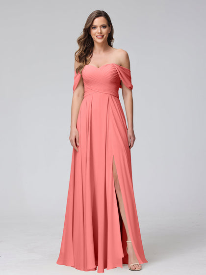 Robe de demoiselle d'honneur trapèze, épaules dénudées, sans manches, froncée, longue en mousseline de soie, avec fente sur le côté