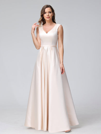 A-ligne col en V sans manches longueur au sol robes de demoiselle d'honneur en satin avec poches