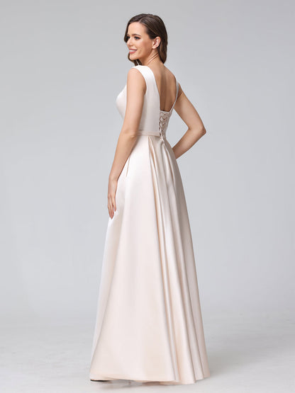 A-ligne col en V sans manches longueur au sol robes de demoiselle d'honneur en satin avec poches