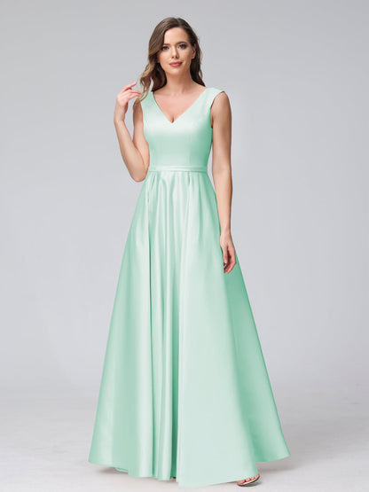 A-ligne col en V sans manches longueur au sol robes de demoiselle d'honneur en satin avec poches