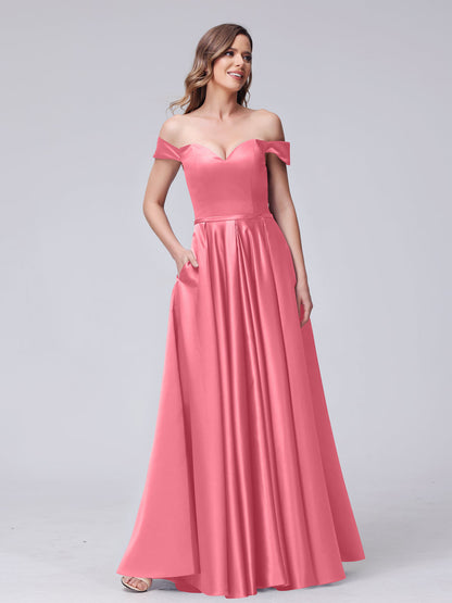 Robes longues en satin coupe trapèze, épaules dénudées, décolleté en cœur, avec poches