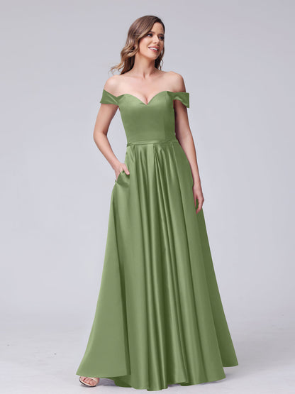 Robes longues en satin coupe trapèze, épaules dénudées, décolleté en cœur, avec poches