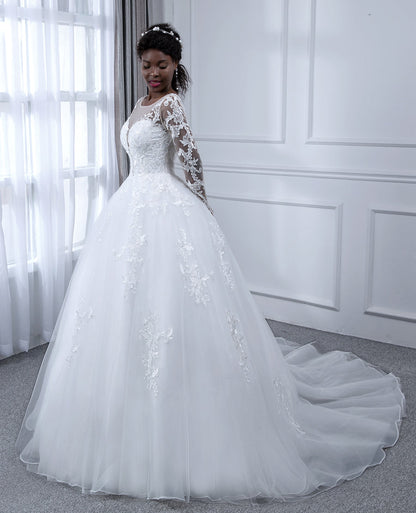 Robes de mariée robe de bal en tulle à col transparent avec manches longues et appliques