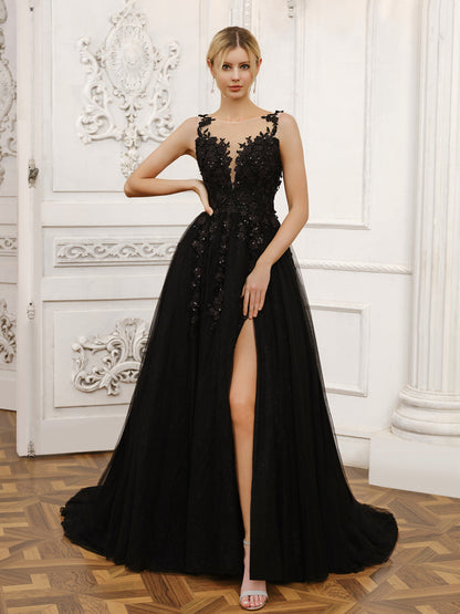 Robes de mariée en tulle sans manches avec côté fendu et appliques