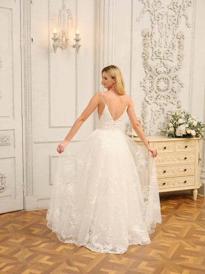 Forme Princesse Bretelles spaghetti Col en V Sans Manches Longues Robes de Mariée avec Appliques